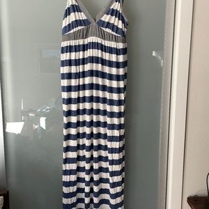Splendid size L blue/white striped maxi dress